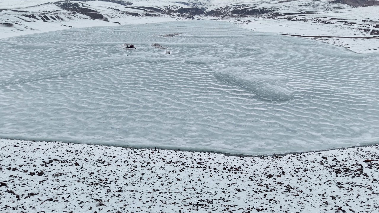 Sıcaklık -20 dereceye düştü! O ilimizde mart ayında baraj buz tuttu