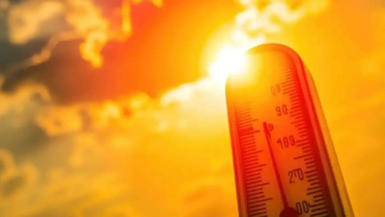 Sıcaklık 45 dereceye çıkacak! O ülkede kamu ve eğitim kurumları 2 gün tatil oldu
