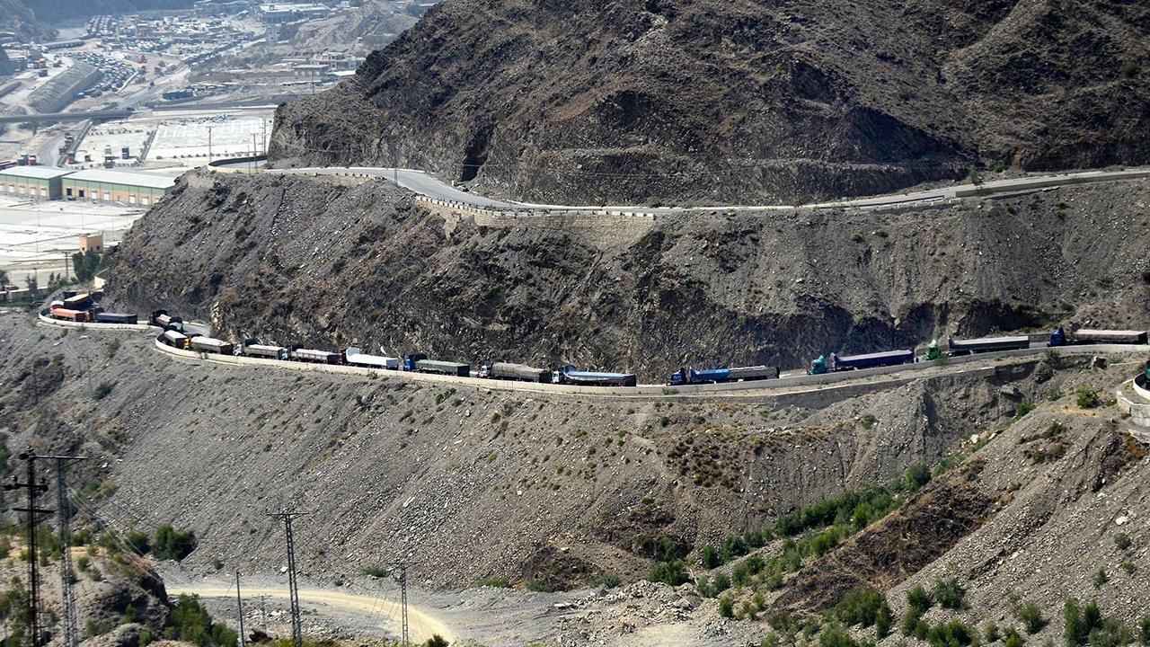 Şiddetli çatışmaların yaşandığı sınırda ateşkes kararı