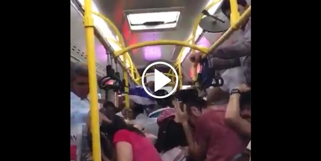 Şiddetli doluda metrobüste dua edildiği anlar!