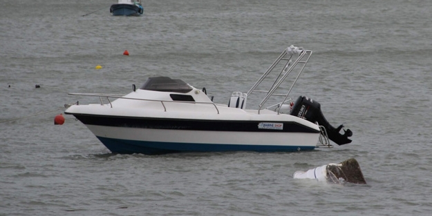 Şiddetli lodos 5 tekneyi batırdı