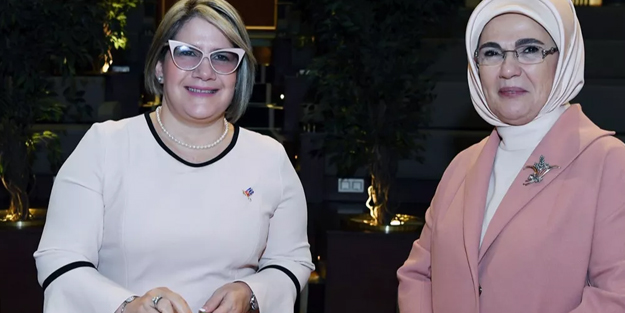 Sıfır Atık İyi Niyet Beyanı imzalandı! Emine Erdoğan, Bermudez'in eşi Lis Cuesta Peraza ile biraraya geldi