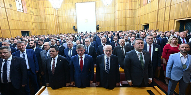 Sıfır oyla grup toplantısı! 'CHP sağolsun...'