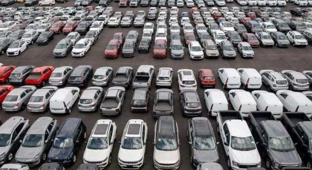 Sıfır ve ikinci el araçlarda popüler renk belli oldu! Oranlar açıklandı!