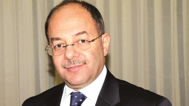 Sigara kapalı dolaplara giriyor