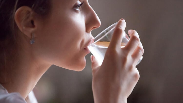 Sigara tiryakilerine müjde! 9 besinle bu illetten kurtulabilirsiniz