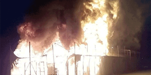 Sığınmacı kampında büyük yangın