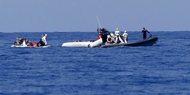 Sığınmacılar boğulmak üzereyken kurtarıldı