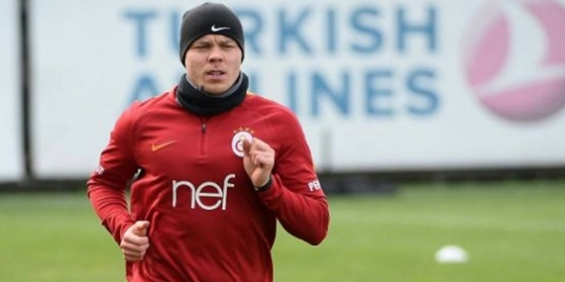 Sigthorsson Galatasaray ile yollarını ayırdı!