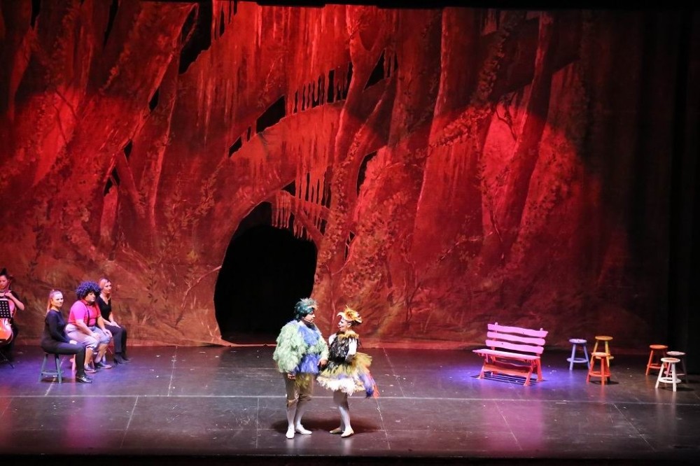 ’Sihirli Dünya’ bu sezon son kez sahnede 