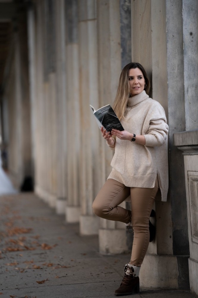 Şiir Ekspresi kitapçılarda 