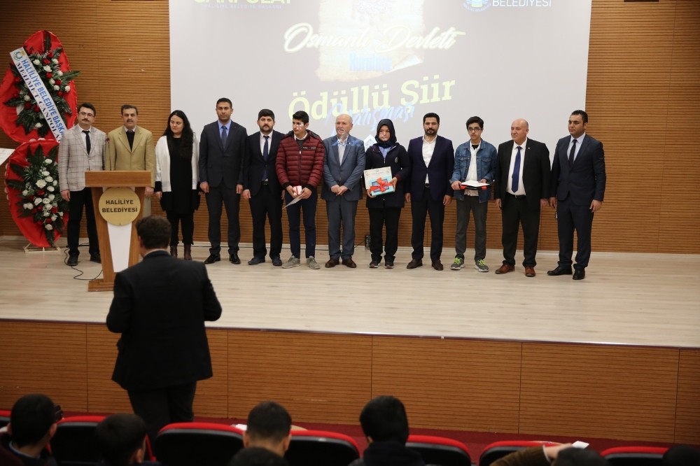 Şiir yarışmasının ödülleri sahiplerini buldu 