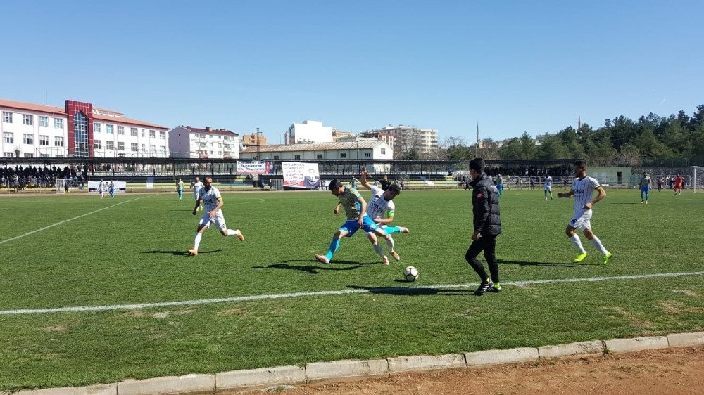 Siirt İl Özel İdarespor, Ağrı 1970 Spor ile berabere kaldı 