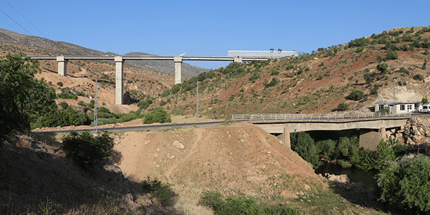 Siirt-Şırnak arası Zarova Köprüsü ile daha konforlu olacak