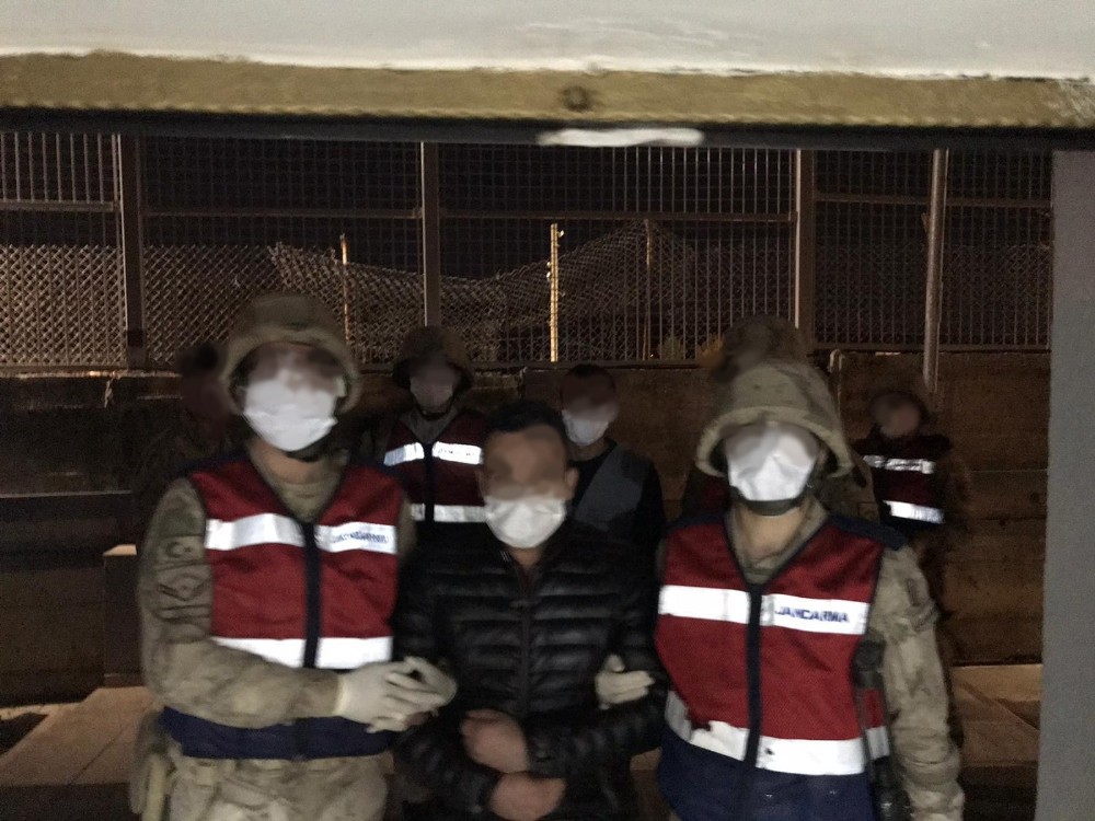 Siirt’te 4 ton hurda çalan hırsızlar yakalandı 