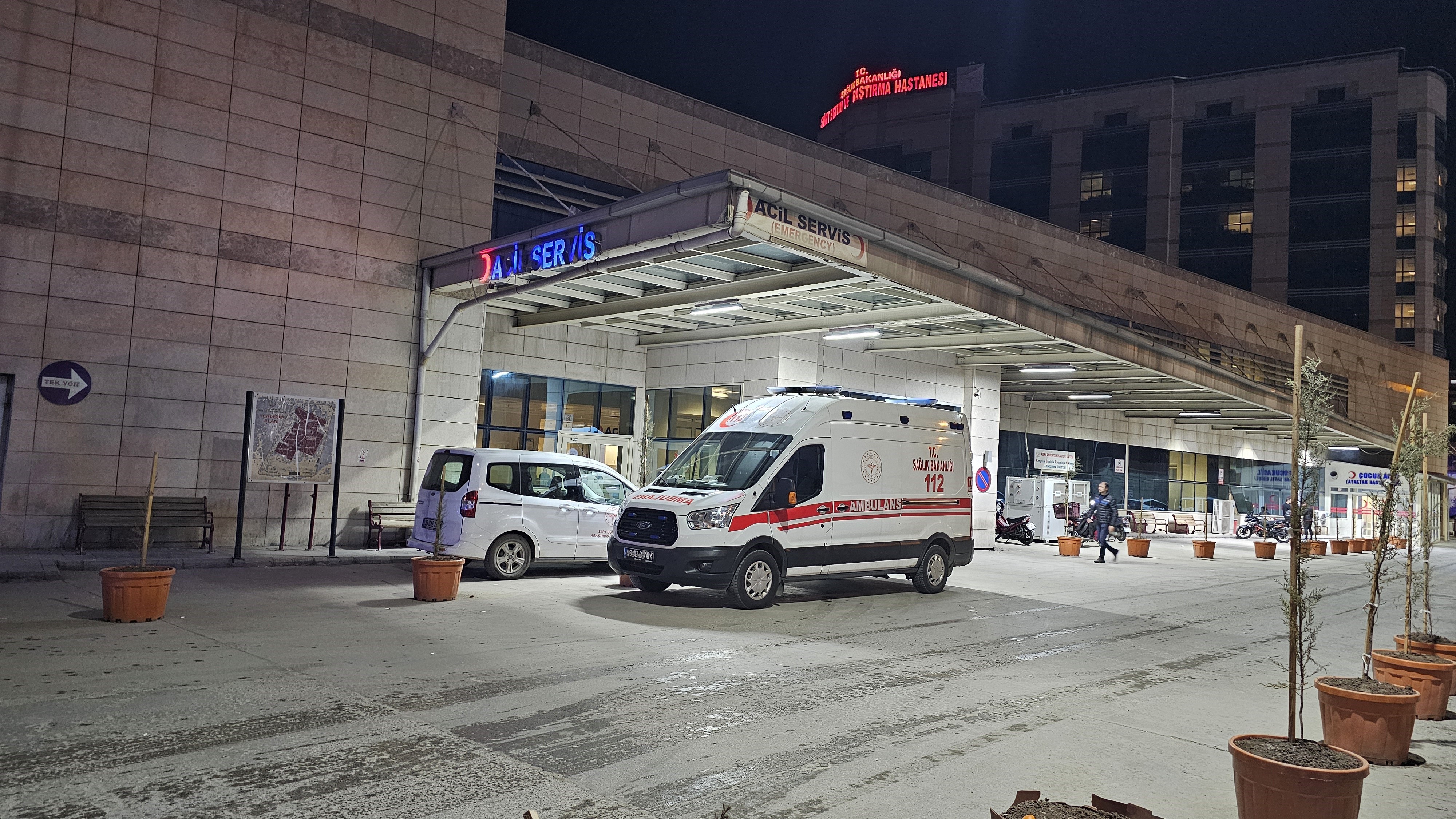 Siirt’te ağaçtan düşen şahıs hayatını kaybetti