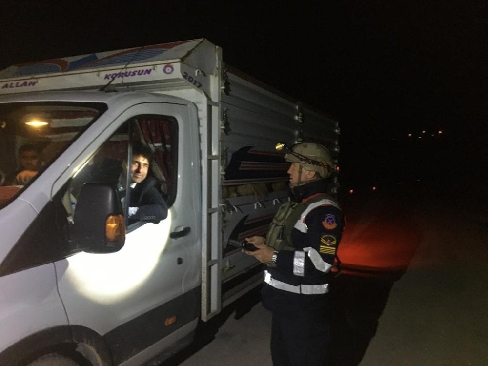 Siirt’te ağır yük taşıyan 445 araç denetlendi 