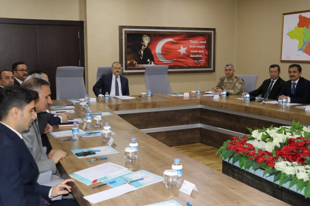 Siirt’te bağımlılıkla mücadele toplantısı yapıldı 