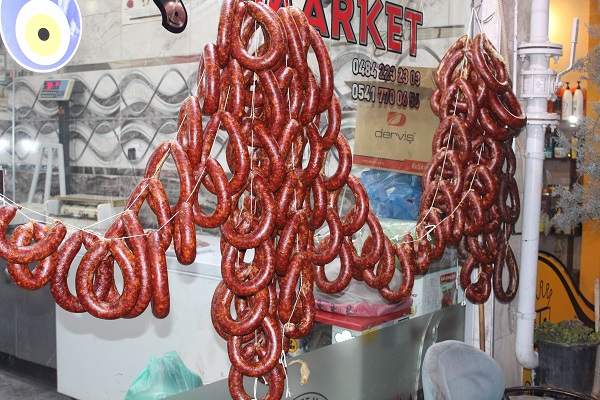 Siirt'te bu sucuklara ilgi yoğun