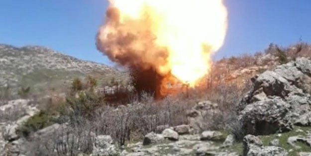 Yere Siirt'in Eruh ilçesi! Böyle havaya uçuruldu