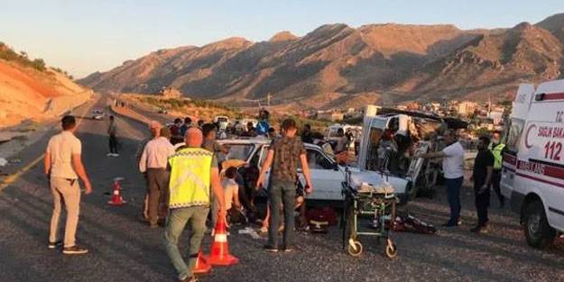 Siirt'te feci kaza! Ölü ve yaralılar var