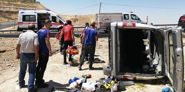 Siirt'te feci kaza: Yaralılar var