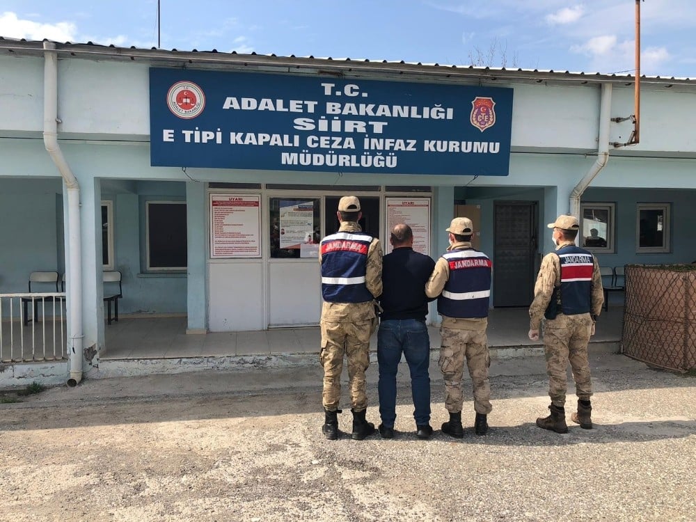 Siirt’te hakkında kesinleşmiş hapis cezası bulunan şahıs yakalandı 