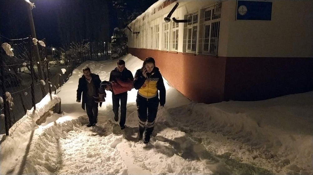 Siirt’te hasta çocuğa 8 saatte ulaşıldı 