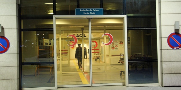 Siirt'te iki araç kafa kafaya çarpıştı: Yaralılar var