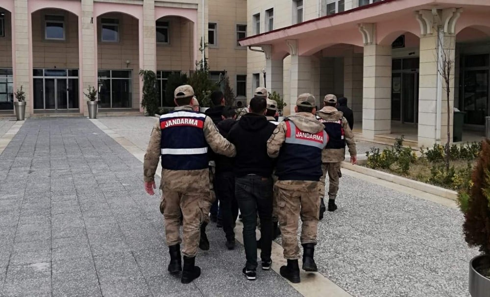 Siirt’te kablo hırsızları yakalandı 