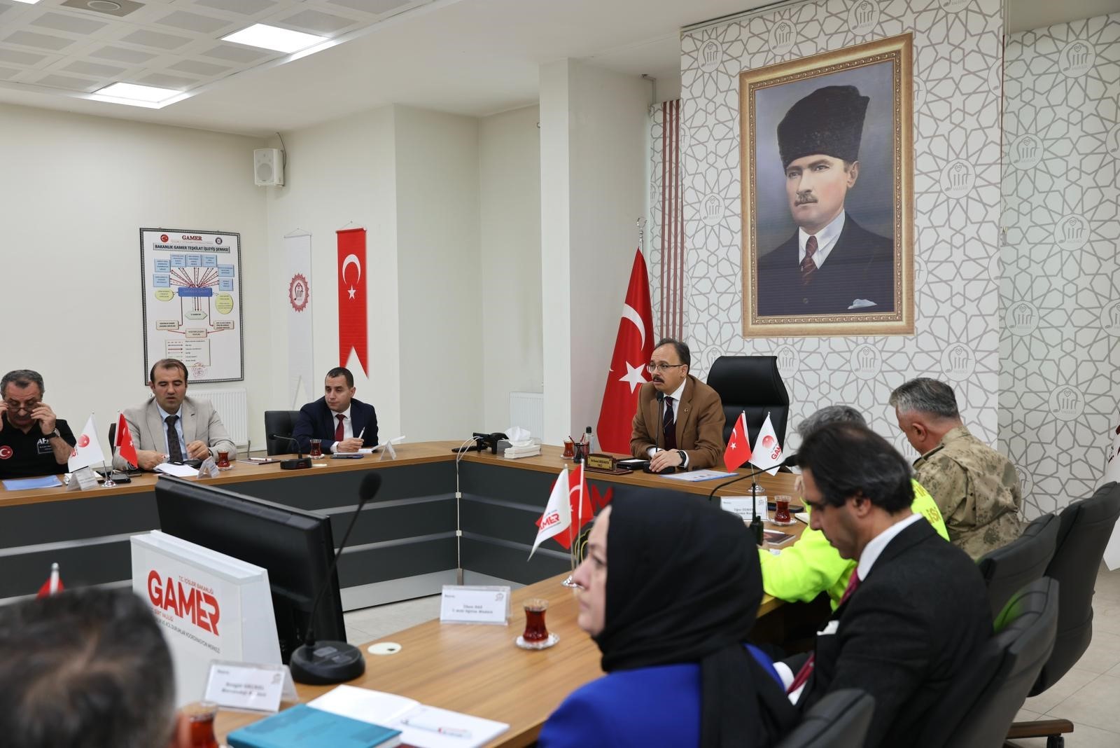 Siirt’te Kar Mesaisi: 200 Araç ve 600 Personel 7/24 Sahada