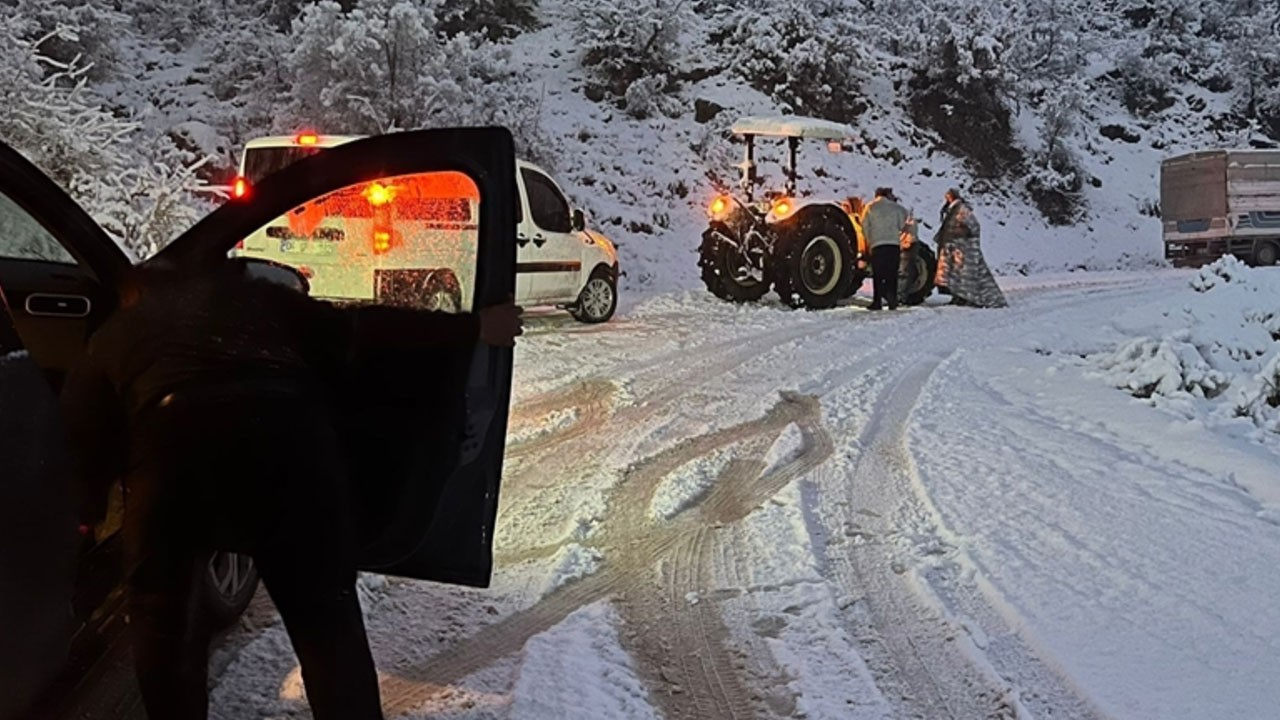 Siirt'te kar yağışı etkili oldu! Her taraf beyaza büründü