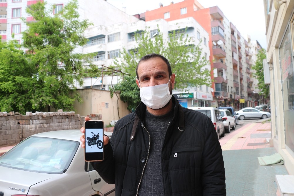 Siirt’te motosikleti çalınan vatandaş, ’elim ayağım’ dediği aracının bulunmasını istiyor 