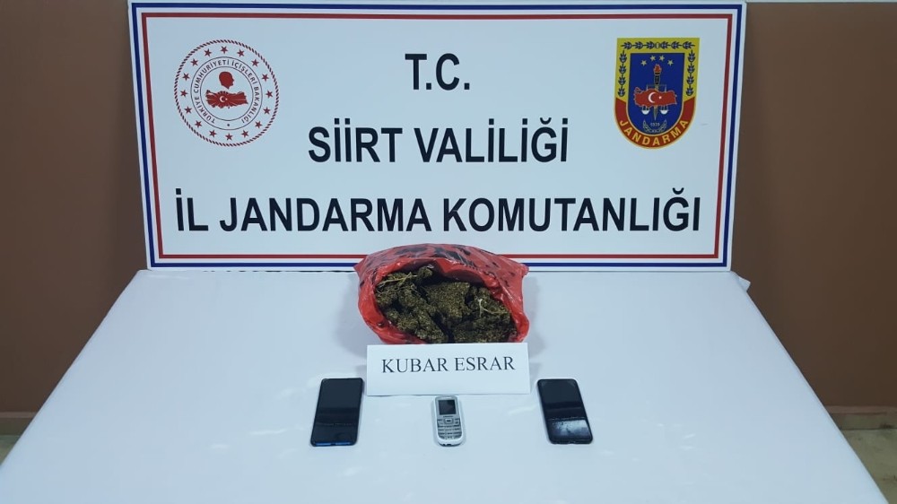Siirt’te uyuşturucu ticareti yapan 2 kişi gözaltına alındı 
