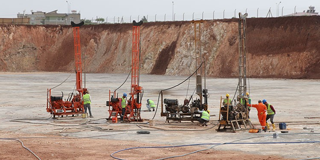 Siirt'te yapılan hastane ek binası deprem izolatörleriyle donatılacak