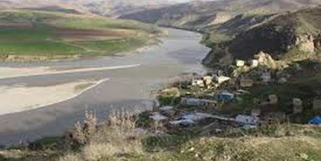 Siirt'te oy vermeye böyle gittiler