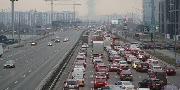 Sıkıyönetim ilan edildi! Ukrayna'da 18-60 yaş arası erkeklere yasak geldi