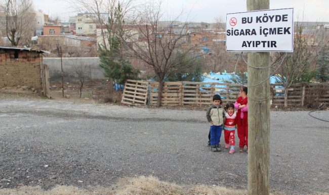 Bu köyde 'sigara içmek ayıptır', içene de 'kız yoktur!'