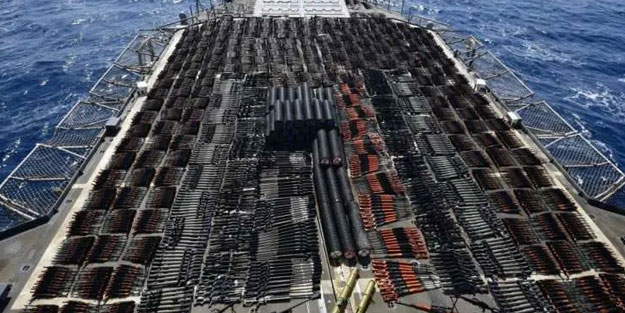 Silah ticareti operasyonu! Binlerce füze ve tüfeğe el konuldu