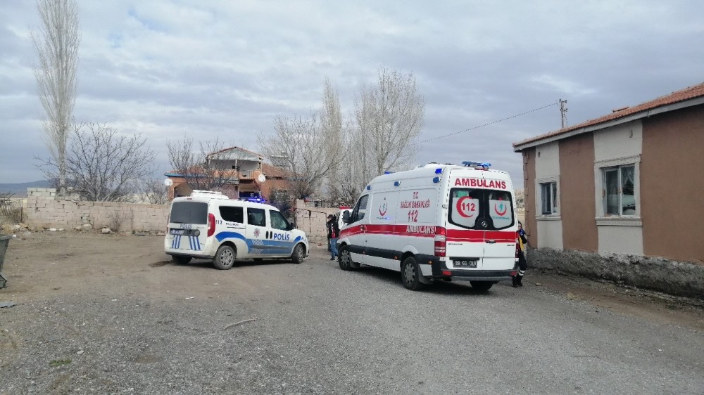 ’Silahla yaralama’ ihbarı ekipleri harekete geçirdi 