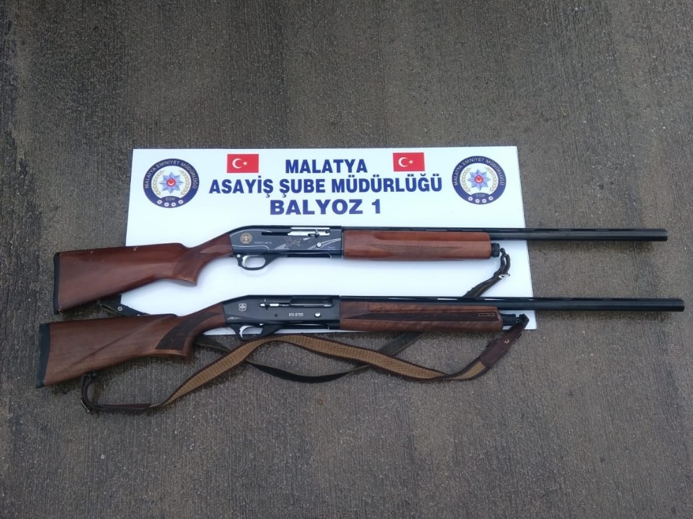 Silahlar ve uyuşturucu ele geçirildi 