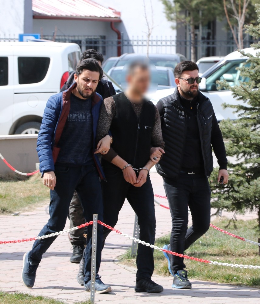 Silahlı, bıçaklı kavganın şüphelisi: "Yanlışlıkla vuruldular" 