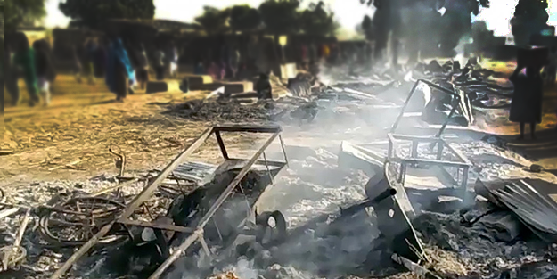 Silahlı çeteler köyleri bastı: 150 ölü!