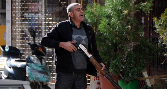 Silahlı eylemci serbest