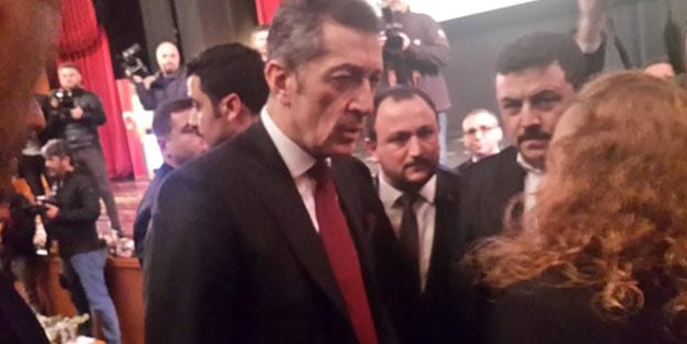 Silahlı saldırıya uğrayan okul müdürü, Ziya Selçuk'a mektup verdi
