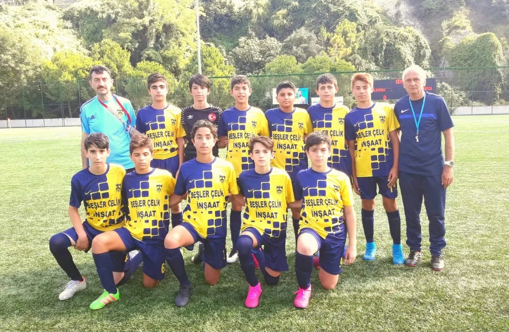 Şilespor rakibini gol yağmuruna tuttu 