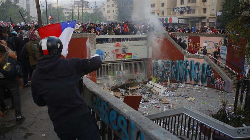 Şili'deki hükümet karşıtı protestolar 18. gündür durmadı