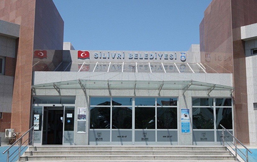 Silivri Belediyesi, iş makinesi ve araç kiralayacak