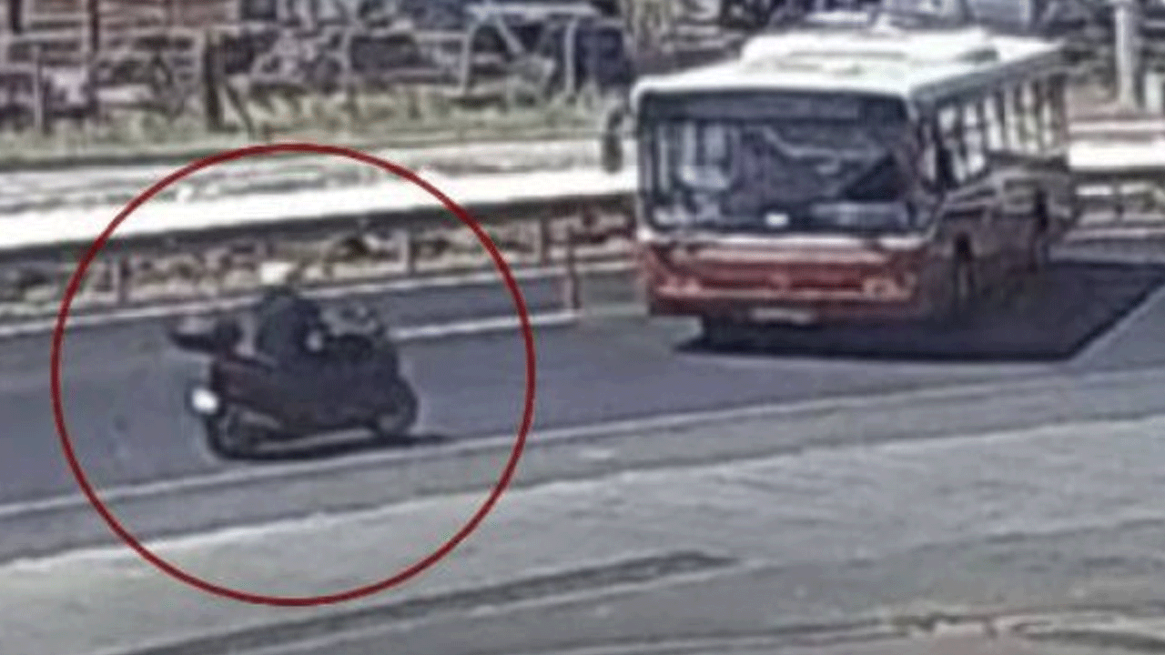 Silivri'de feci kaza kamerada! Motosiklet sürücüsü hayatını kaybetti!