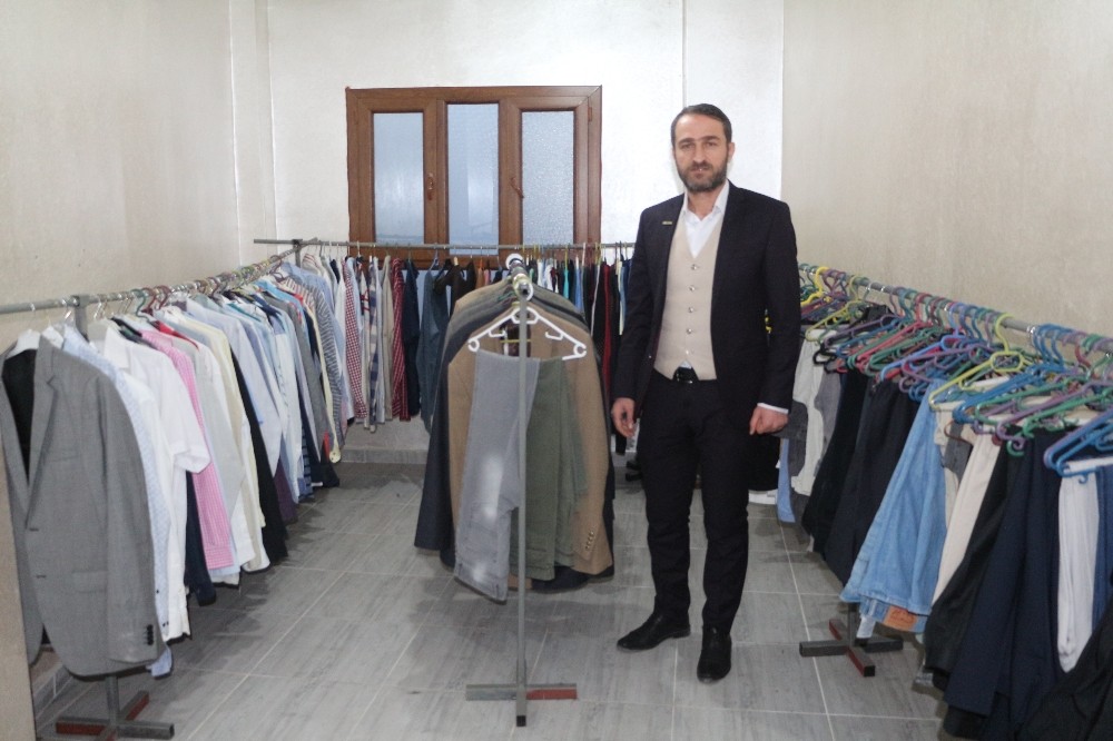 Silopi’de ihtiyaç sahibi vatandaşlara yardım 